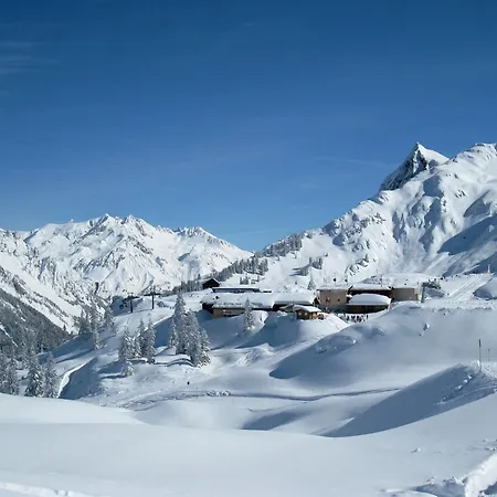 Chalet In Nahe Skilift & Pisten